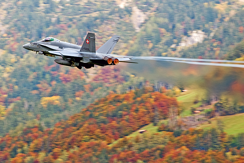 094_Meiringen_FA-18C Hornet.jpg